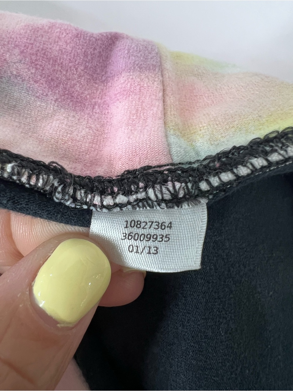 PINK Victoria's Secret Black Leggings with Rhinestone Pastel Waistband - Picture 8 of 9